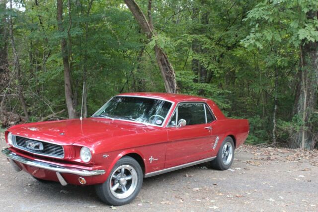 Ford Mustang 1966 image number 12