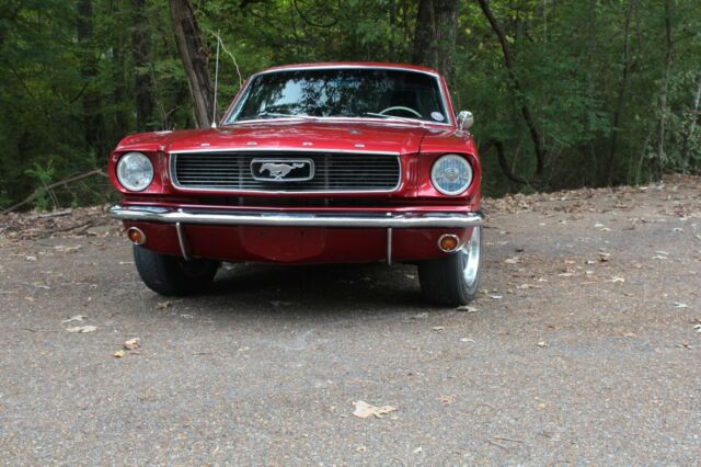 Ford Mustang 1966 image number 13