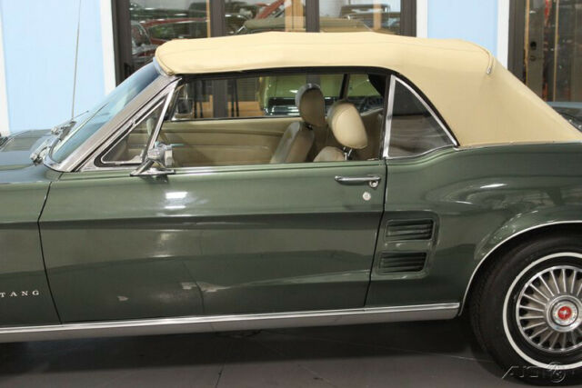 Ford Mustang 1967 image number 15