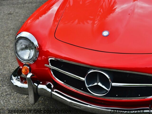 Mercedes-Benz SL-Class 1961 image number 10