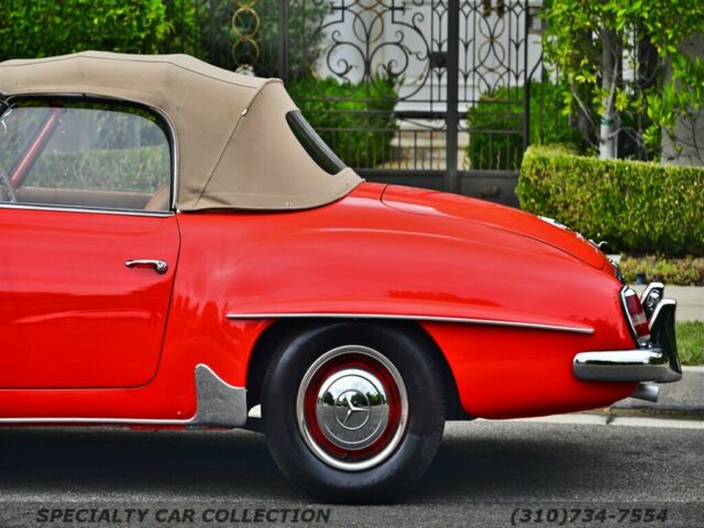 Mercedes-Benz SL-Class 1961 image number 8