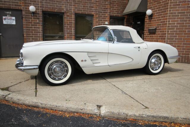 Chevrolet Corvette 1959 image number 1