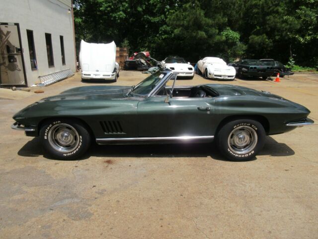 Chevrolet Corvette 1967 image number 0