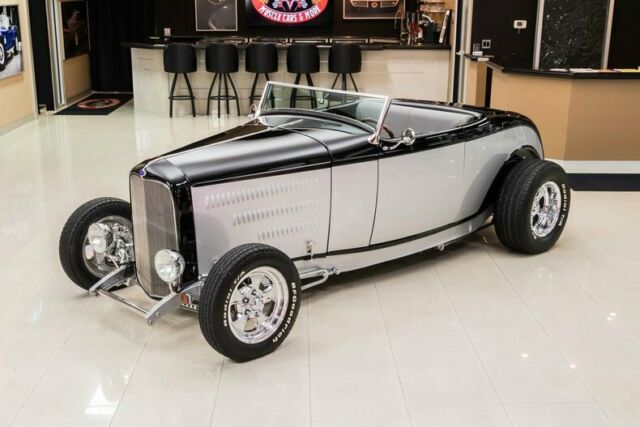 Ford Roadster 1932 image number 28