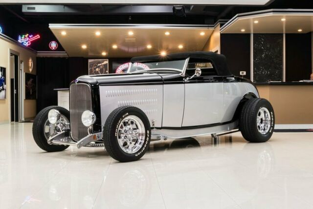 Ford Roadster 1932 image number 29