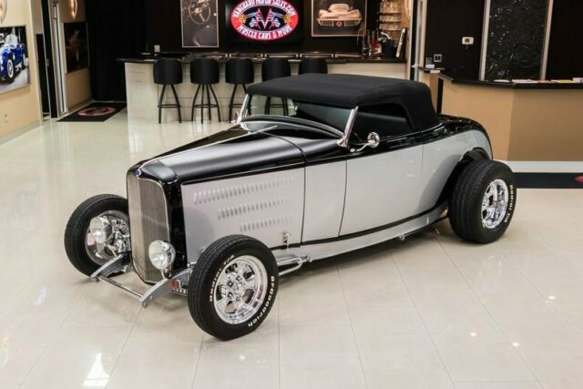 Ford Roadster 1932 image number 30