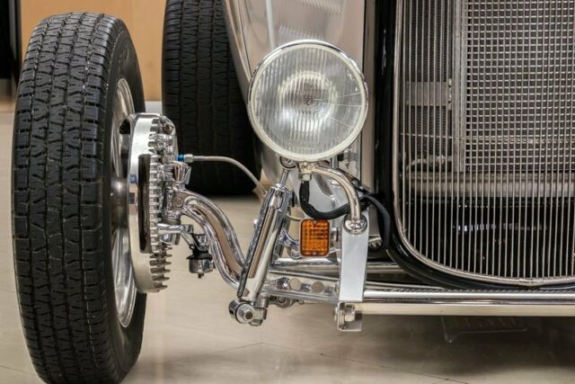 Ford Roadster 1932 image number 45