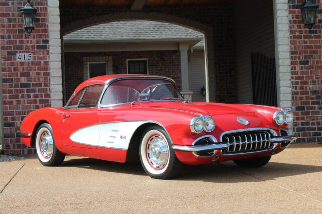 Chevrolet Corvette 1960 image number 1