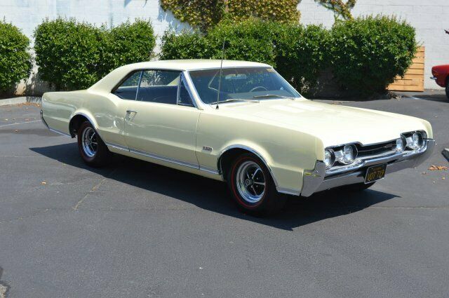 Oldsmobile Cutlass 1967 image number 44