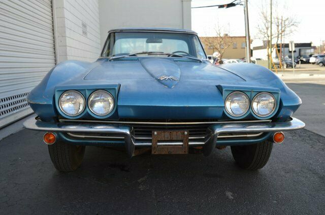 Chevrolet Corvette 1965 image number 27