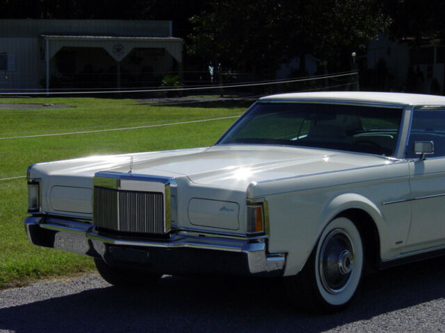 Lincoln Continental 1970 image number 26