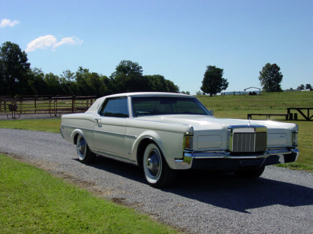 Lincoln Continental 1970 image number 28