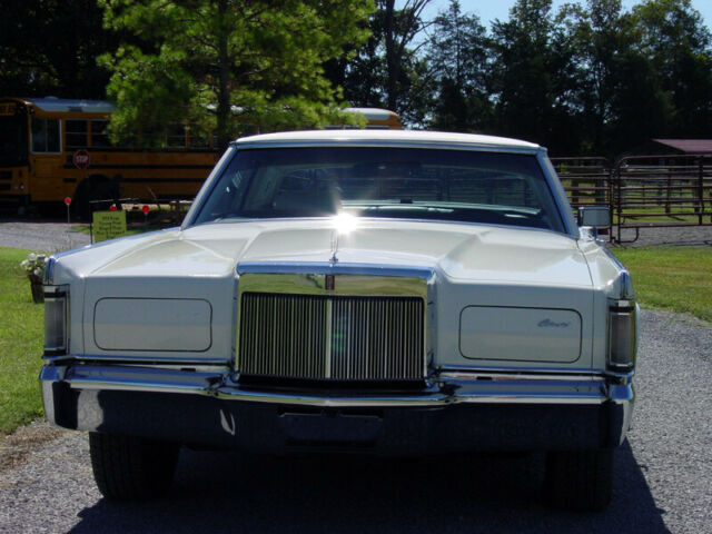 Lincoln Continental 1970 image number 8