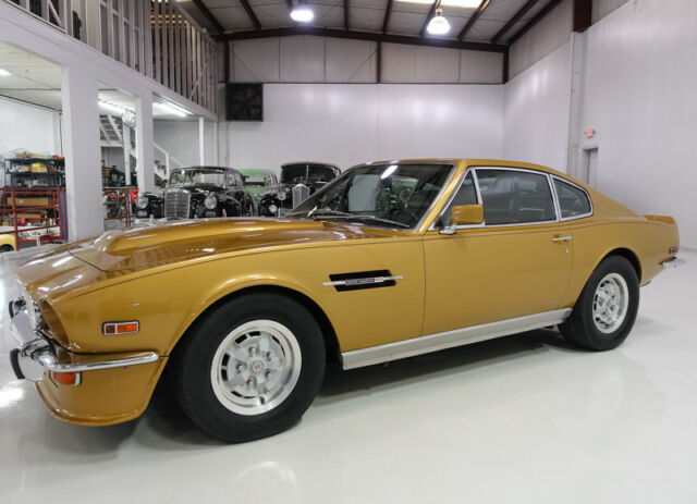 Aston Martin Vantage 1979 image number 0