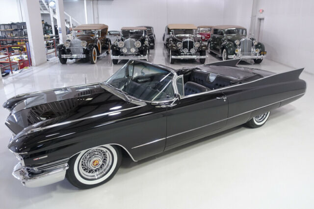 Cadillac DeVille Convertible 1960 image number 16