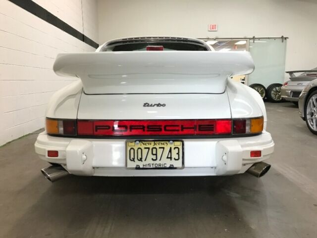 Porsche 911 1979 image number 32