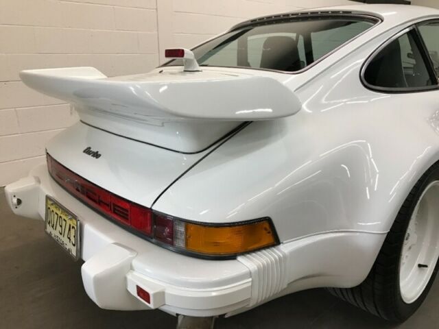 Porsche 911 1979 image number 41