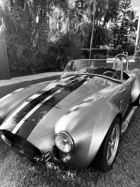 Shelby Cobra 1965 image number 14