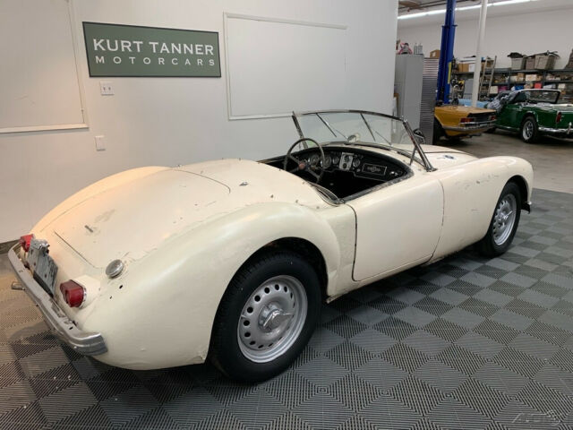 MG MGA 1959 image number 15