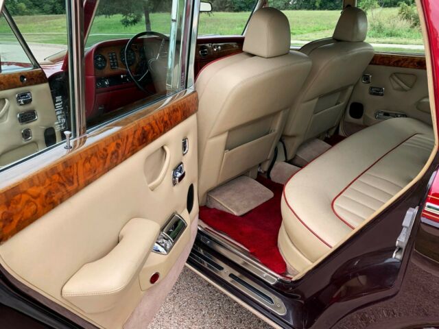 Rolls-Royce Silver Shadow 1979 image number 16