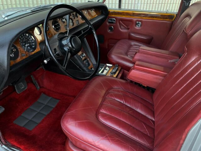 Rolls-Royce Silver Shadow 1976 image number 38