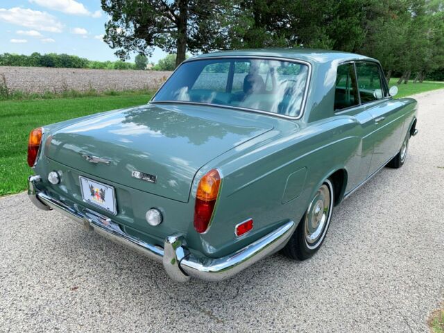 Rolls-Royce Corniche 1970 image number 7