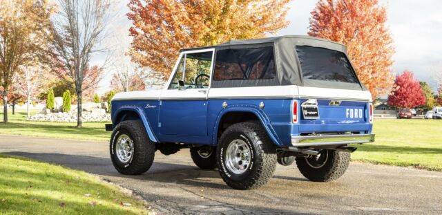 Ford Bronco 1975 image number 14