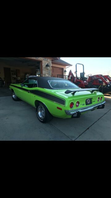 Plymouth Barracuda 1973 image number 11