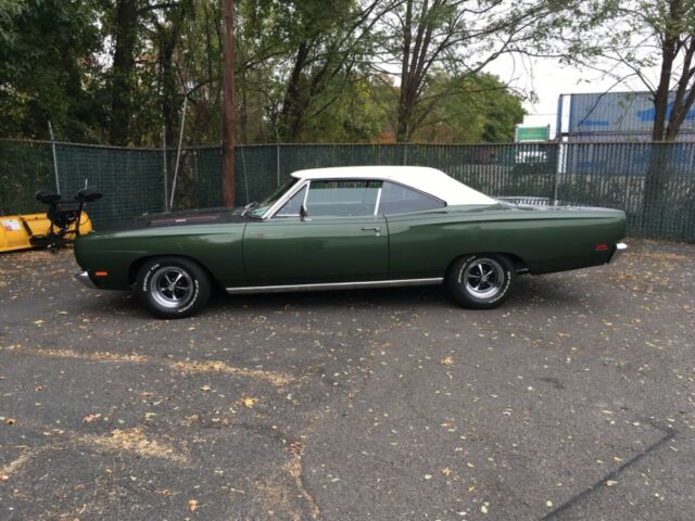 Plymouth Road Runner 1969 image number 25