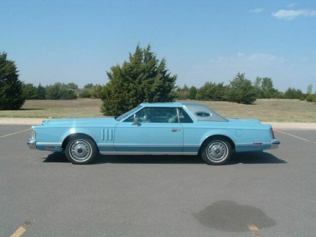 Lincoln Continental 1979 image number 10