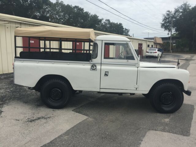 Land Rover Defender 1978 image number 28