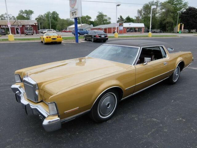 Lincoln Continental 1973 image number 24