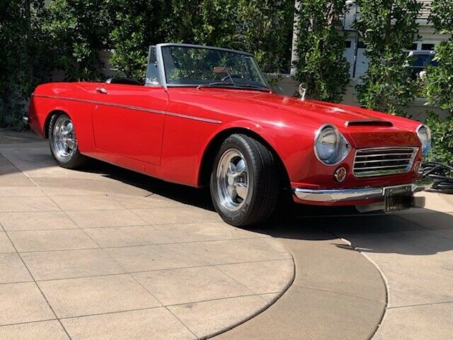 Datsun Roadster 1600 Fairlady 1966 image number 0