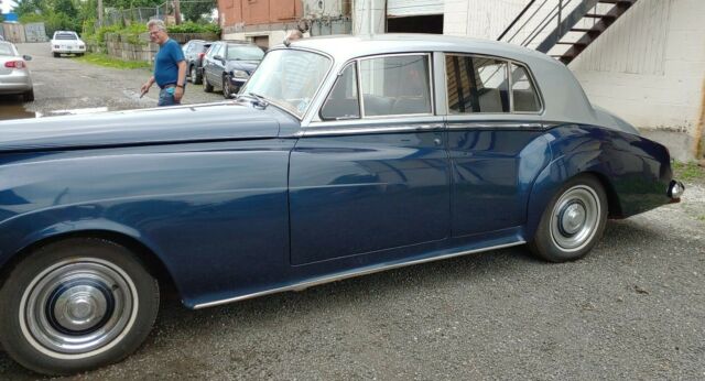 Rolls-Royce Silver Cloud 1960 image number 26