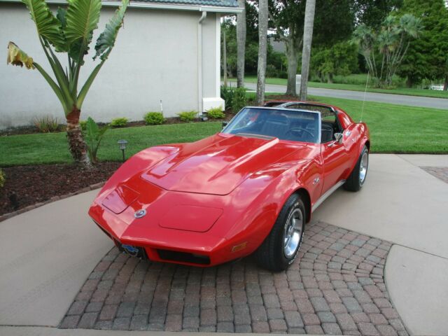 Chevrolet Corvette 1974 image number 10