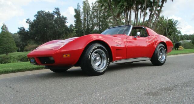 Chevrolet Corvette 1974 image number 12