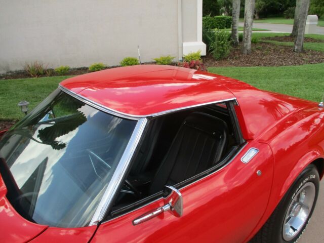 Chevrolet Corvette 1974 image number 14