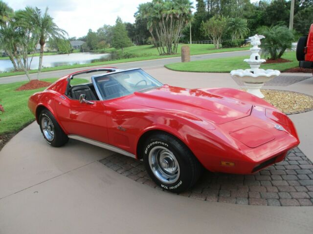 Chevrolet Corvette 1974 image number 32