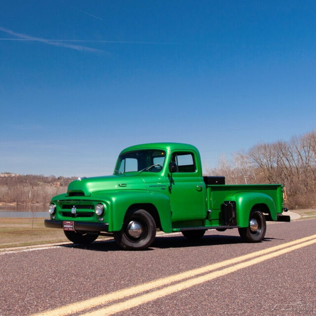 International Harvester R110 3/4-ton 1952 image number 0