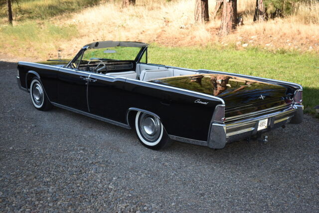 Lincoln Continental 1965 image number 28