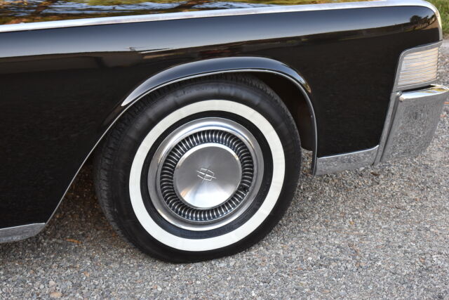 Lincoln Continental 1965 image number 40