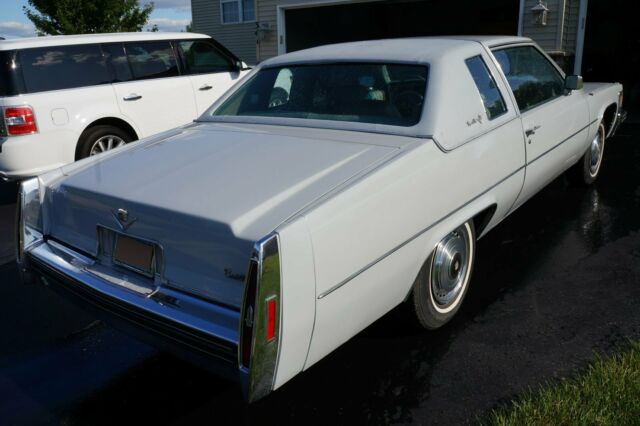 Cadillac DeVille 1979 image number 15