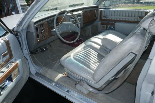 Cadillac DeVille 1979 image number 17