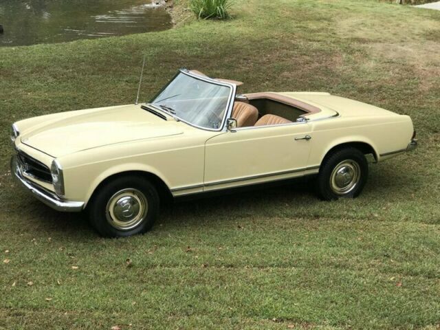 Mercedes-Benz SL-Class 1965 image number 11