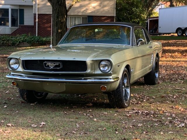 Ford Mustang 1966 image number 0