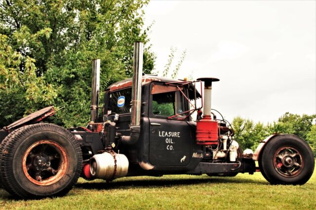 Mack Rat Rod Semi 1969 image number 15