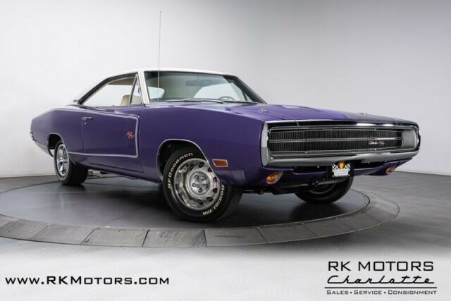 Dodge Charger 1970 image number 18