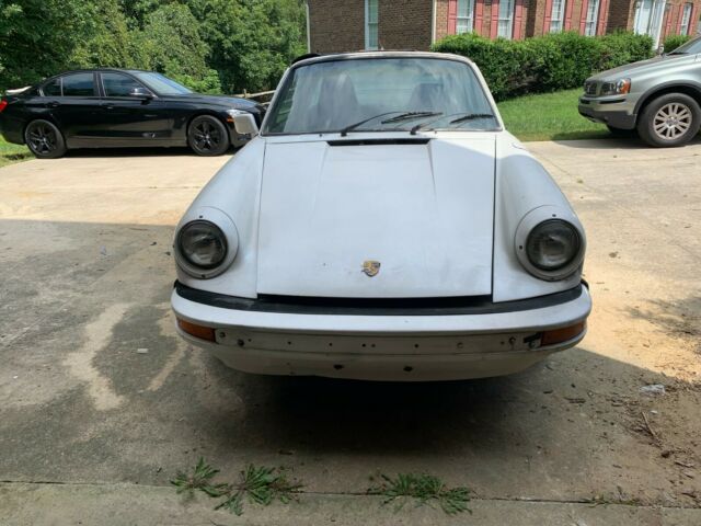 Porsche 911 1976 image number 16