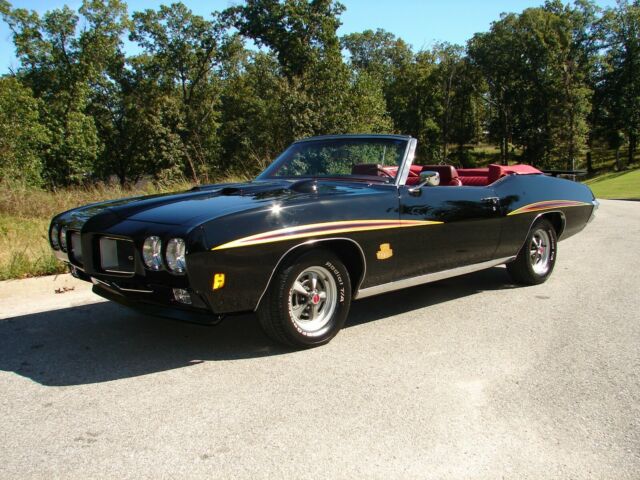 Pontiac GTO 1970 image number 2