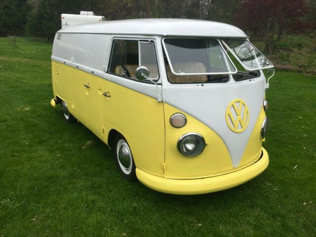 Volkswagen Bus/Vanagon 1965 image number 1